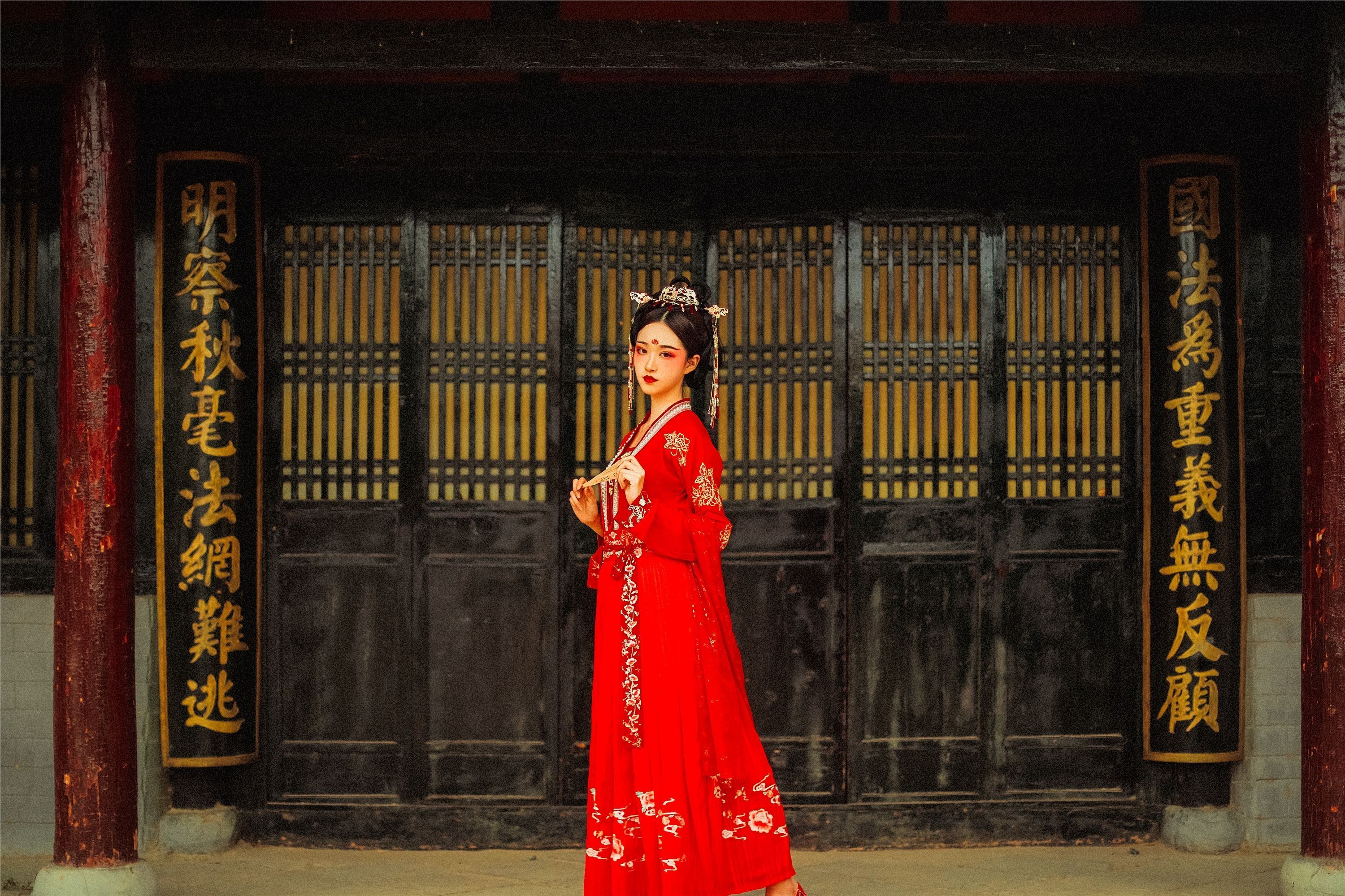 YITUYU艺图语 2021.08.23 梦千年 沧霁桔梗